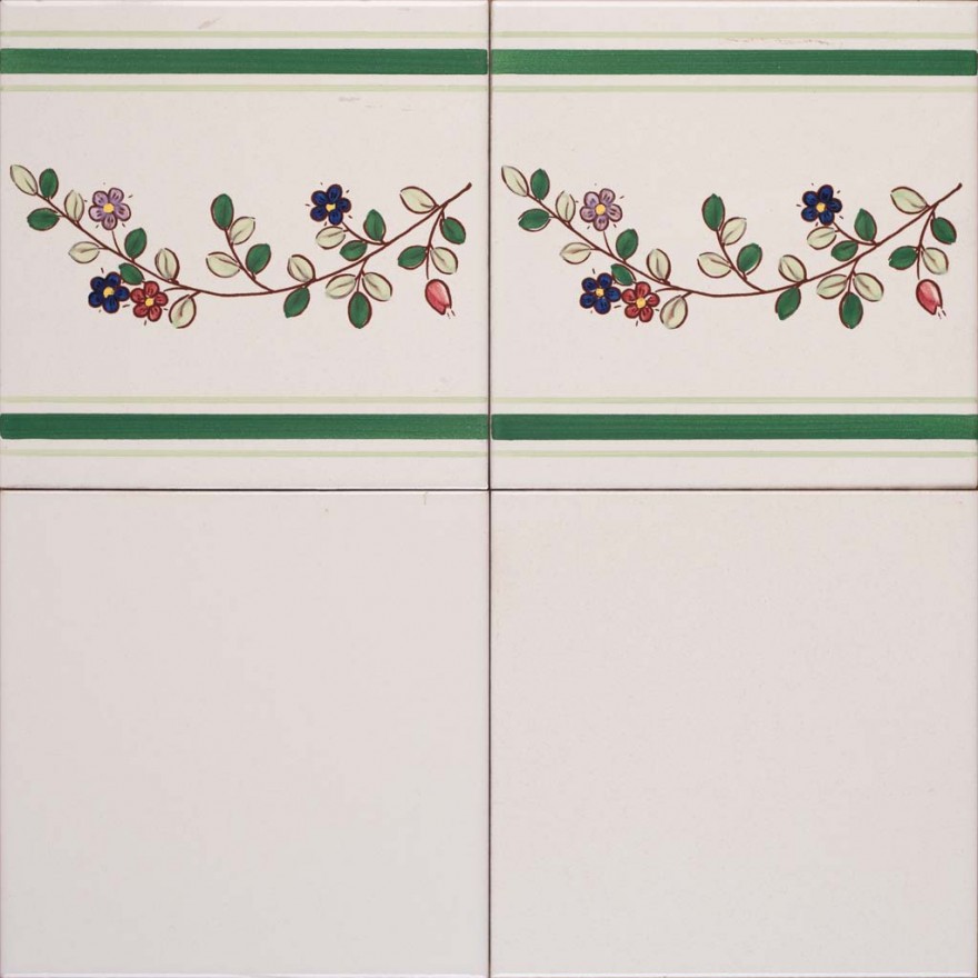 Bianco antico con bordura primavera r. 631